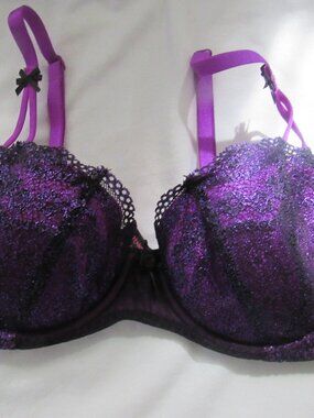 Betsey Johnson Purple Bra  32C  NWT